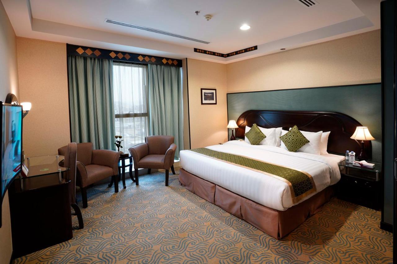 Awaliv International Hotel Таиф Стая снимка