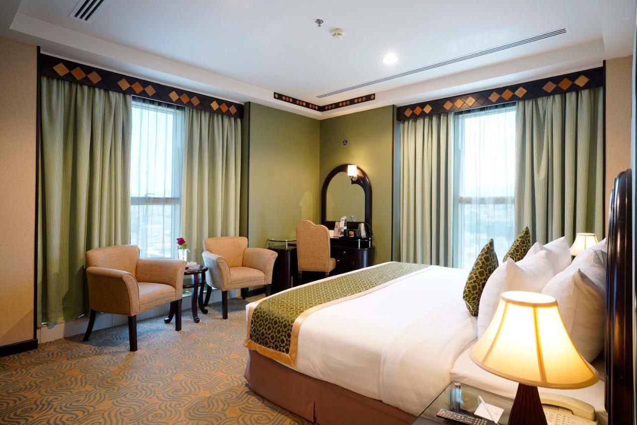 Awaliv International Hotel Таиф Стая снимка
